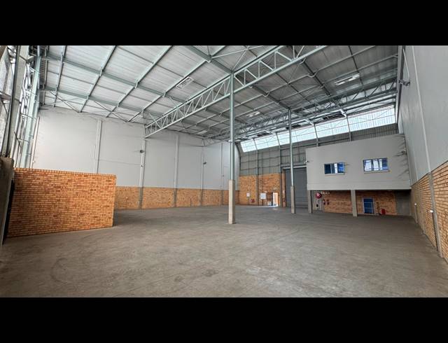 680M² WAREHOUSE TO LET IN LINBRO PARK